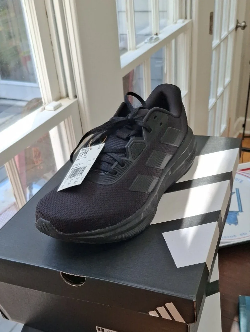 adidas Men's Black Athletic Running Shoe